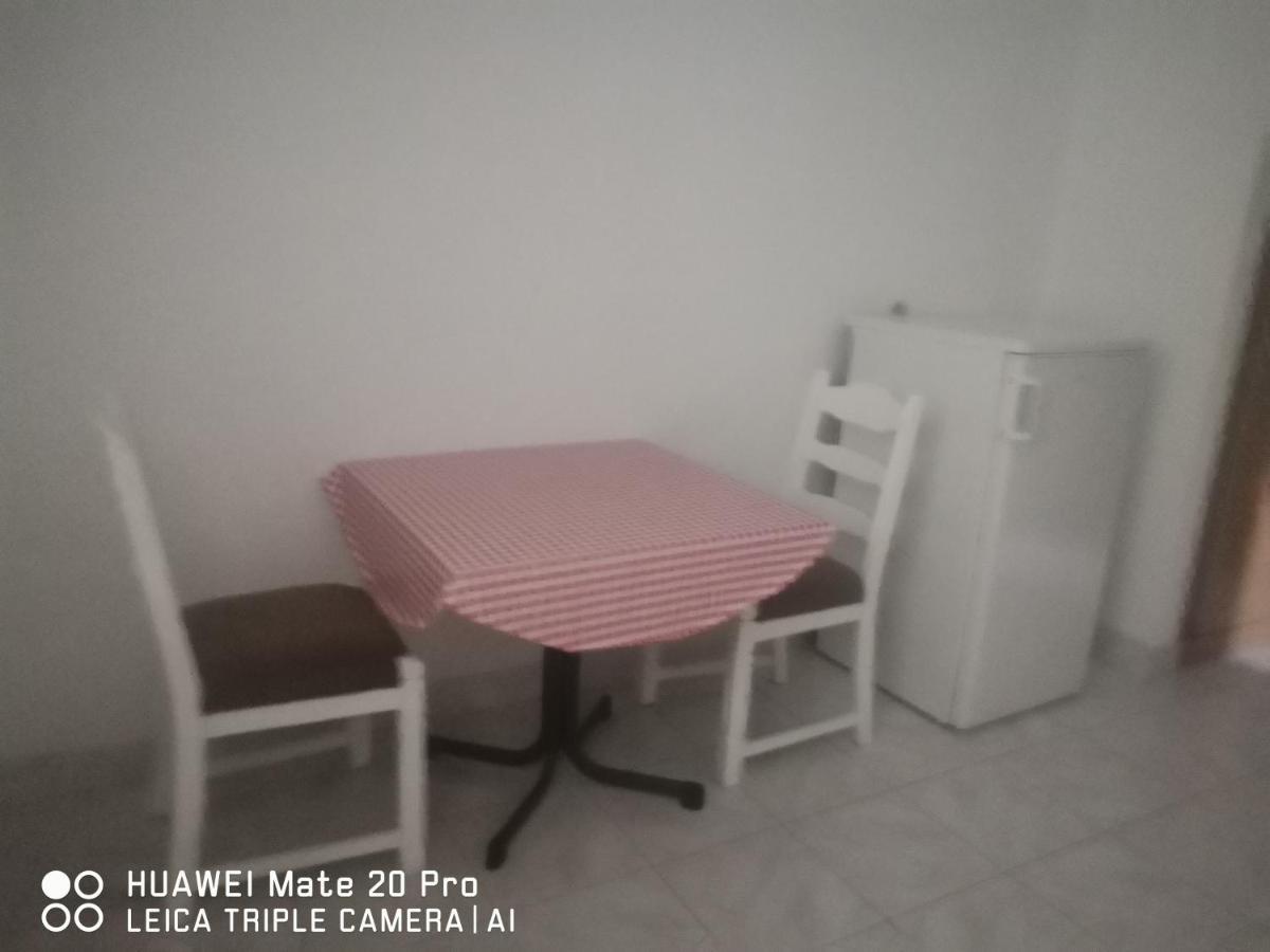 Apartmani Franceska Bol Zewnętrze zdjęcie